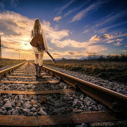 MULTIMEDIA - Acoustic Songs - 12 MP3